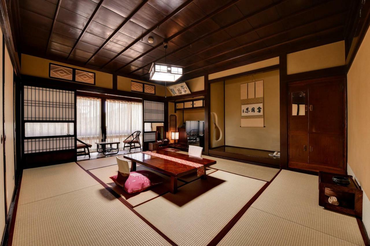 Nishiya Hotel Yonezawa Esterno foto