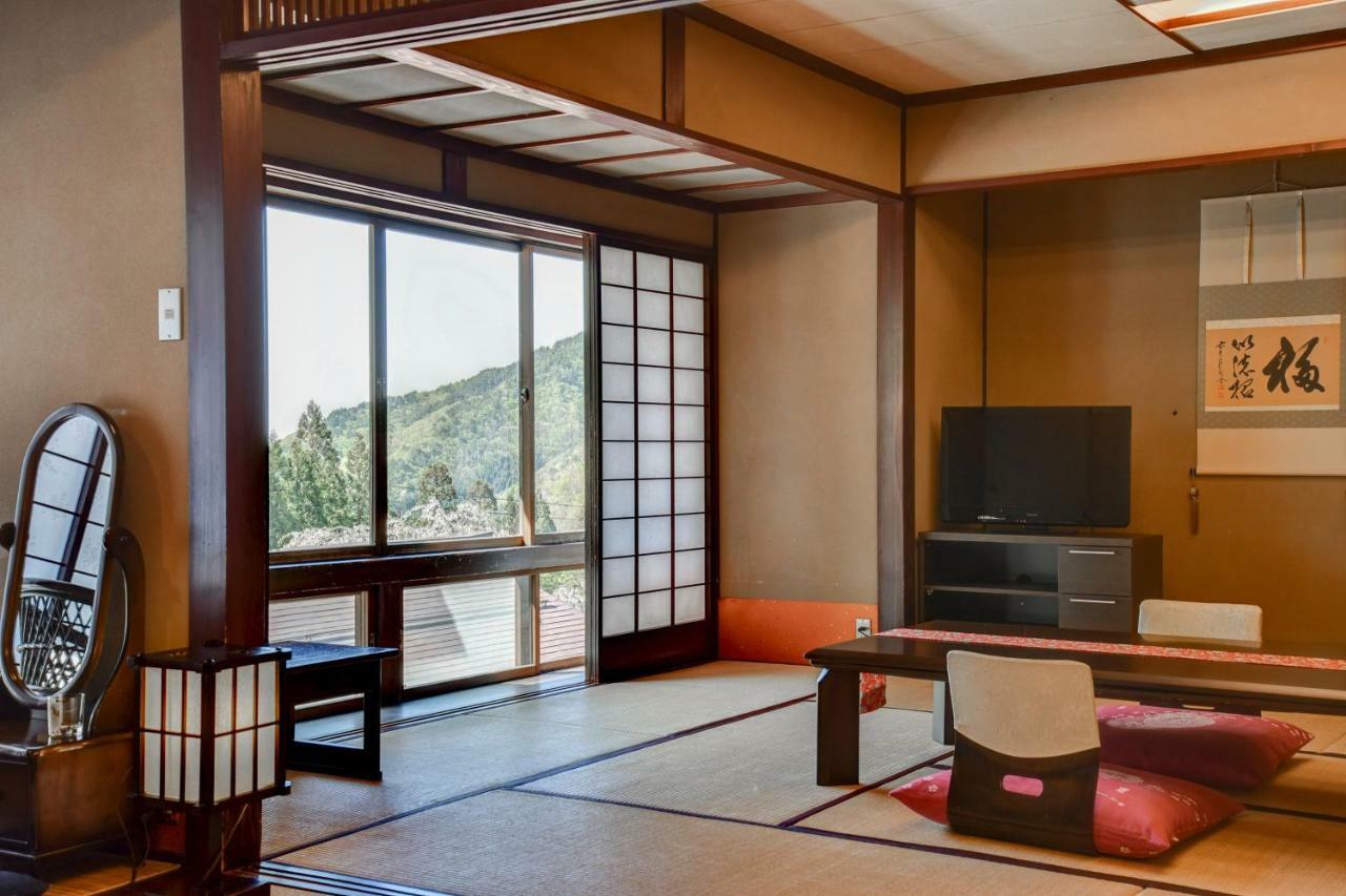 Nishiya Hotel Yonezawa Esterno foto