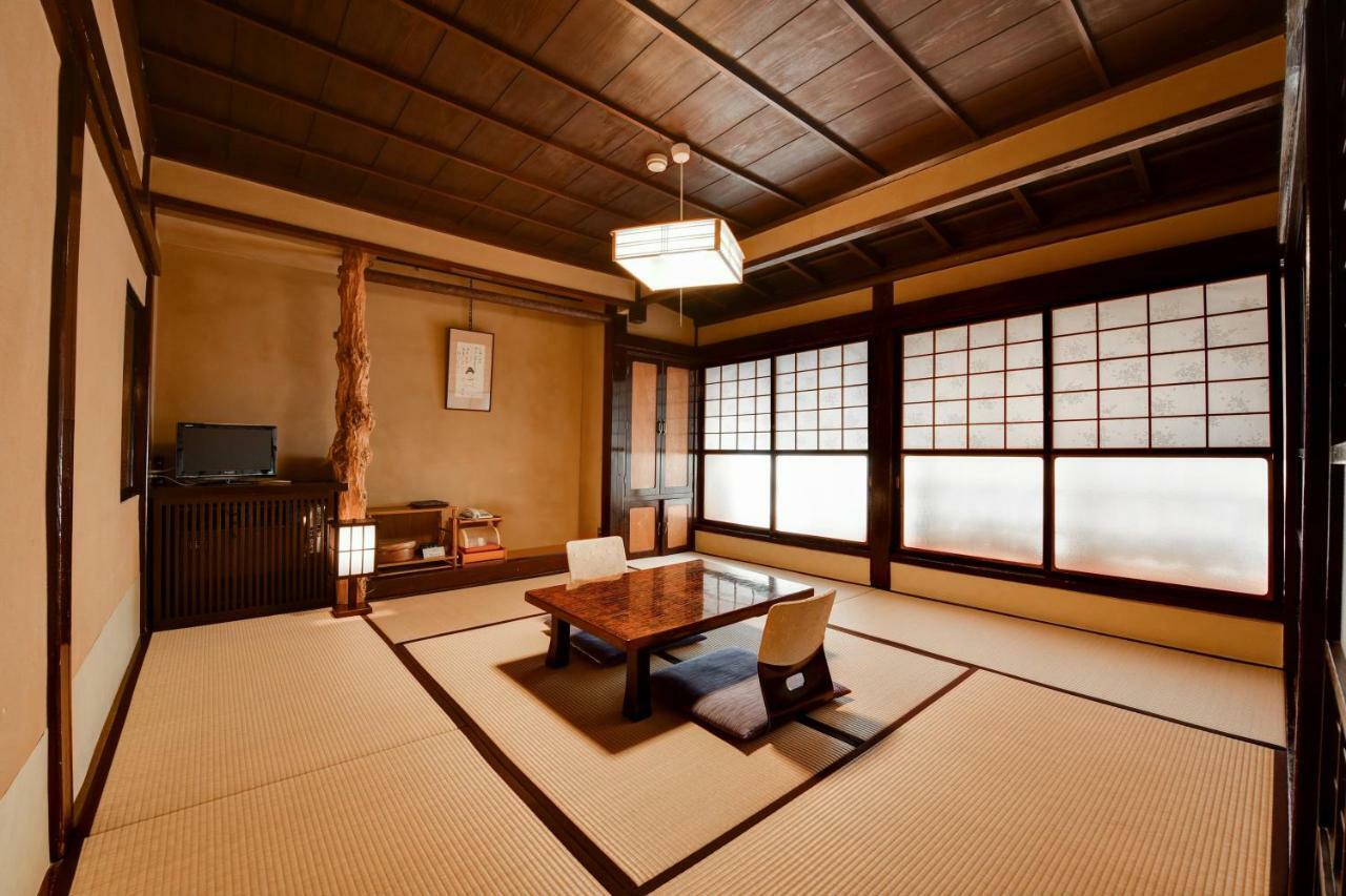 Nishiya Hotel Yonezawa Esterno foto