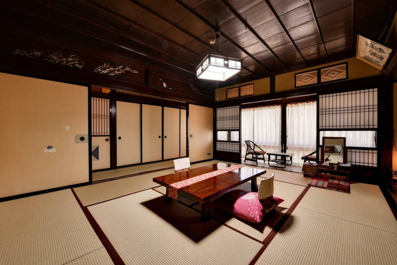 Nishiya Hotel Yonezawa Esterno foto