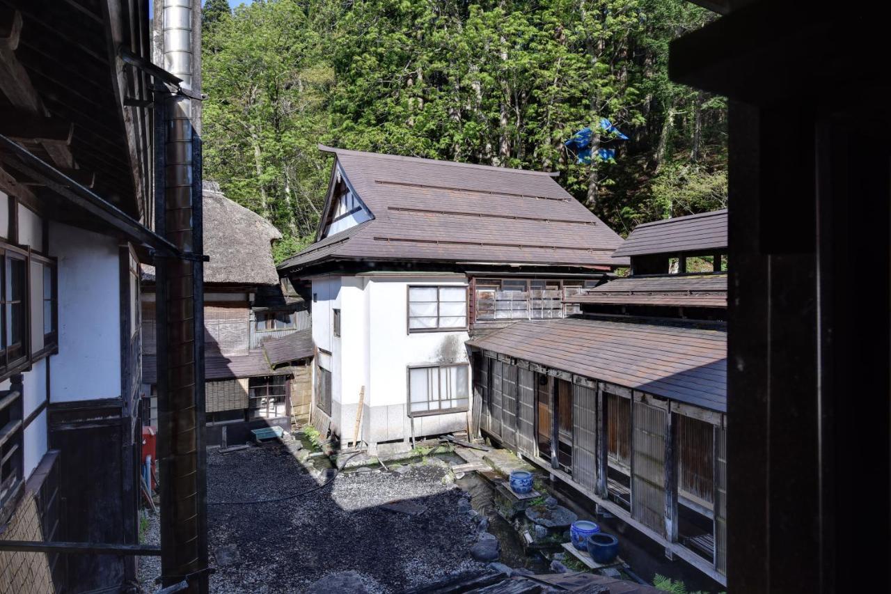Nishiya Hotel Yonezawa Esterno foto