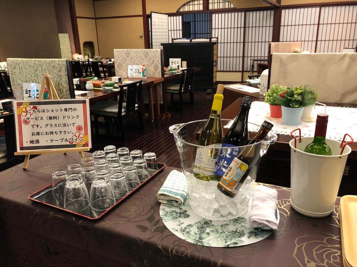 Nishiya Hotel Yonezawa Esterno foto
